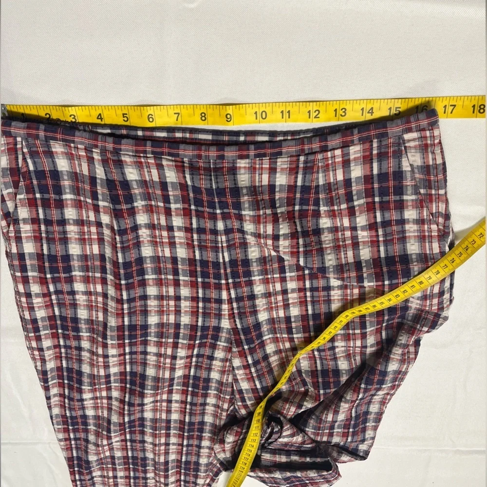Talbots Blue and White Ankle Cropped Pants women plus size 14 Cotton Seersucker